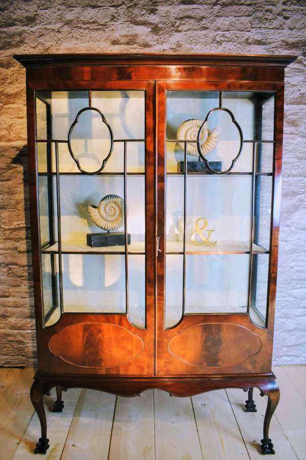 Display Cabinets